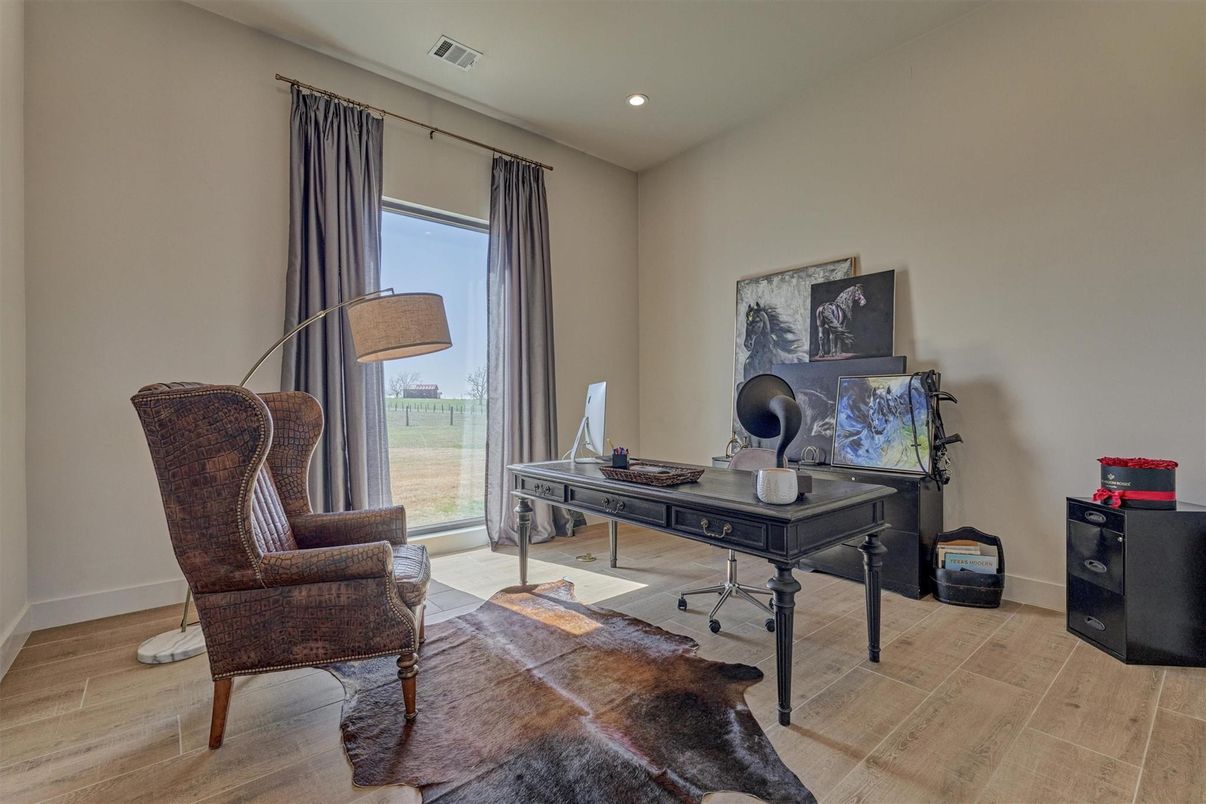 Home Office, Interior, Recessed Lighting, Wood Texture Flooring