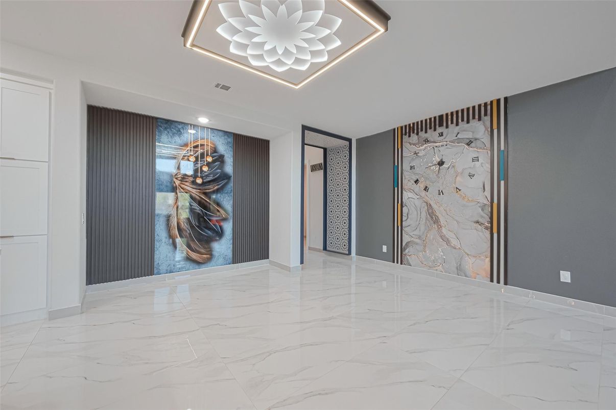 Empty room, Interior, Marble, Recessed Lighting