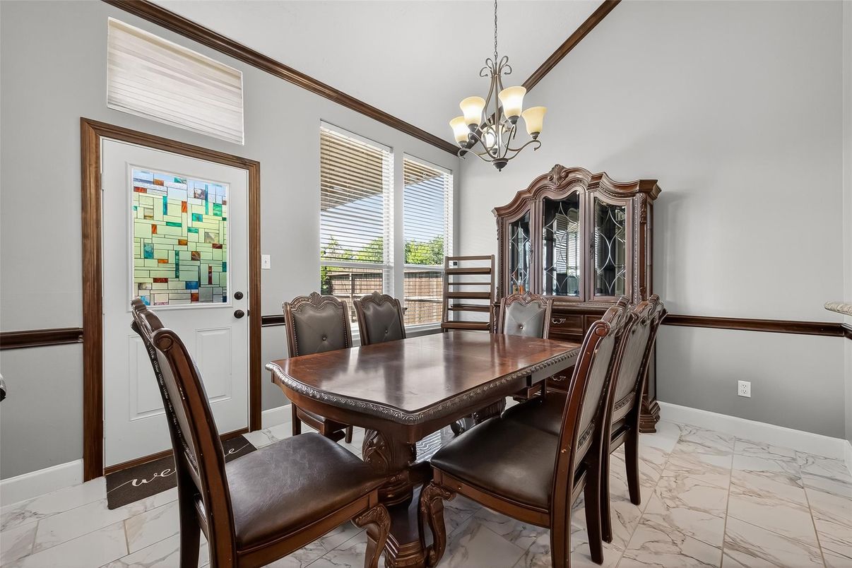 Chandelier, Dining room, Interior, Marble