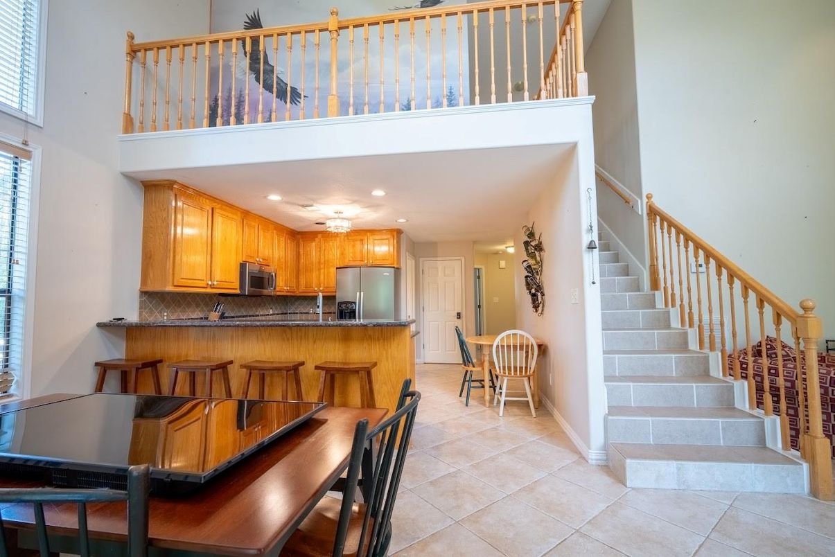 Dining room, Interior, Kitchen, Recessed Lighting