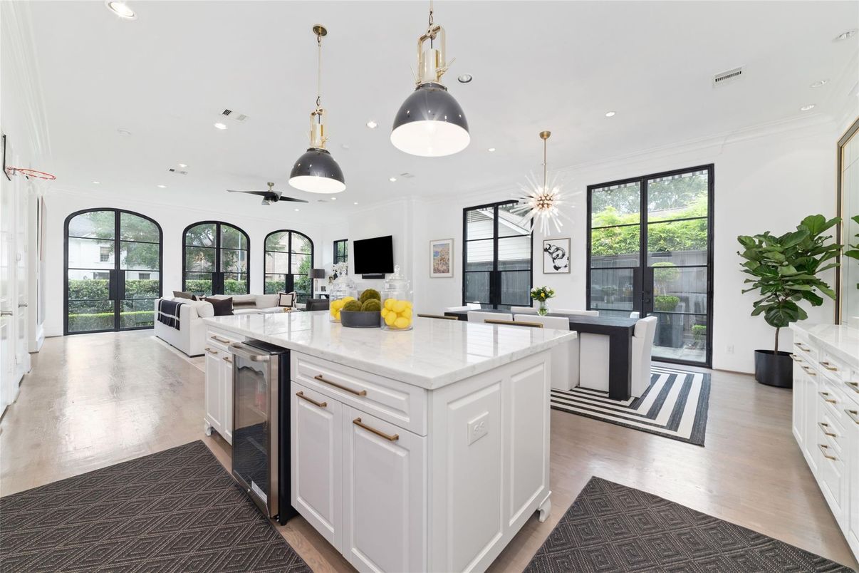 Interior, Kitchen, Living room, Pendant Lights, Recessed Lighting, Wood Texture Flooring
