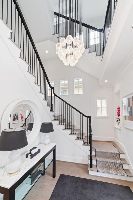 Interior, Pendant Lights, Recessed Lighting, Wood Texture Flooring