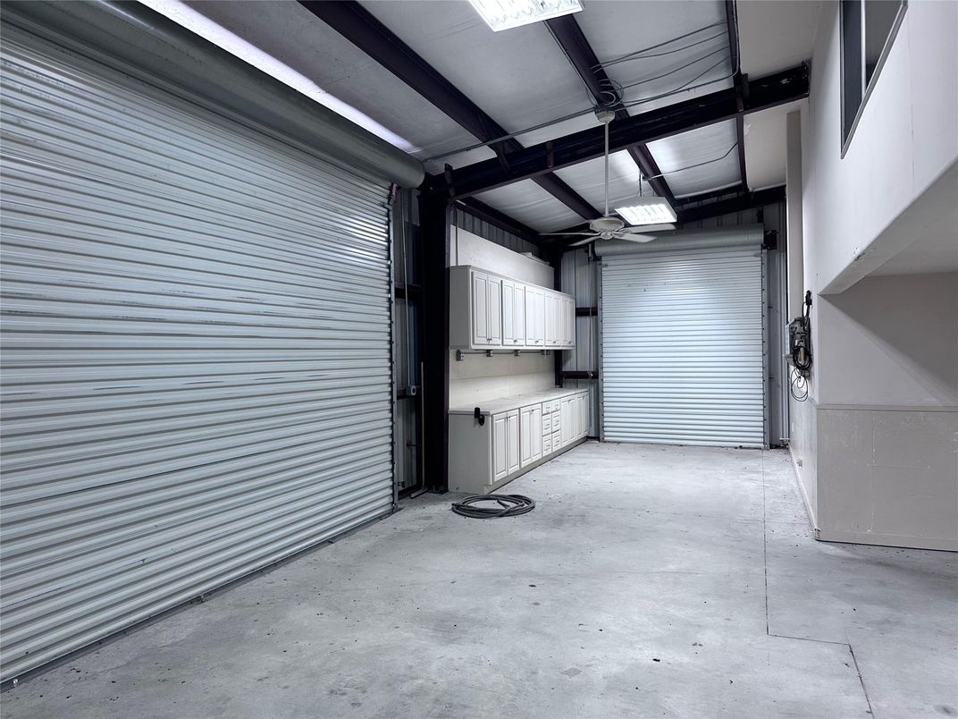 Garage, Interior, Washer