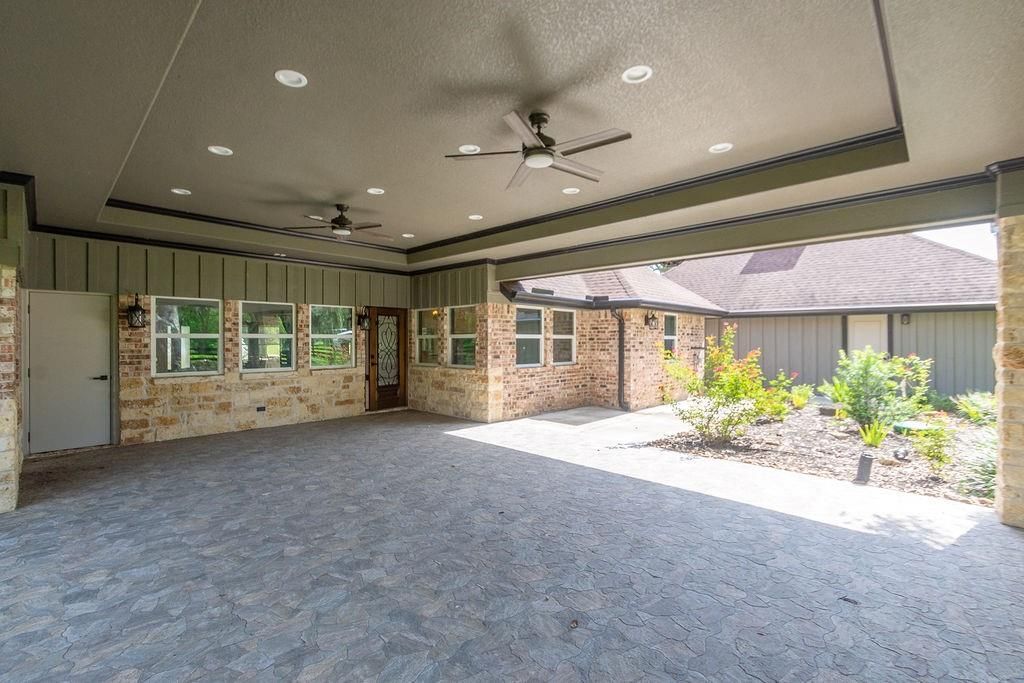 Exterior, Recessed Lighting