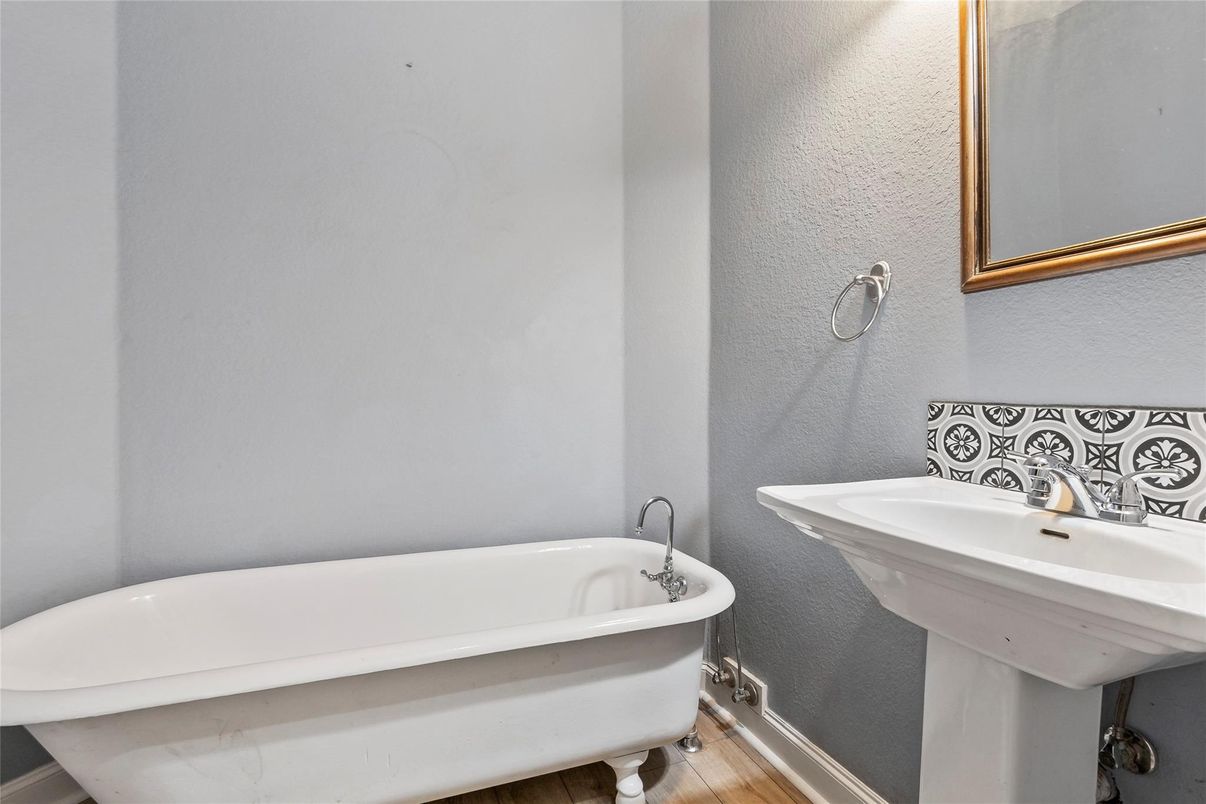 Bathroom, Free Standing Baths, Interior, Wood Texture Flooring