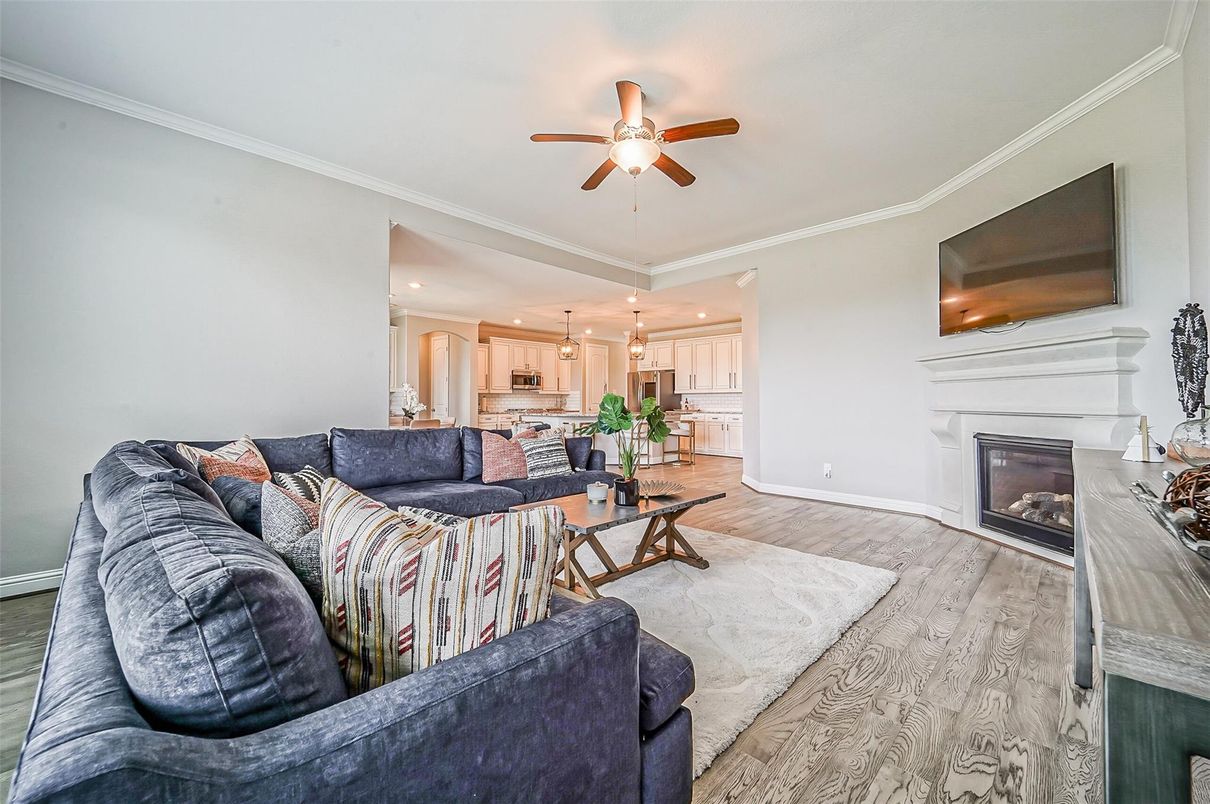 Fireplace, Interior, Kitchen, Living room, Recessed Lighting, Wood Texture Flooring