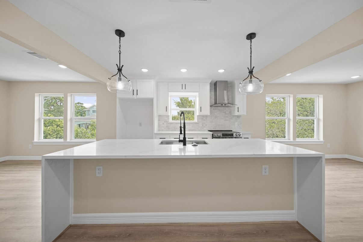 Interior, Kitchen, Pendant Lights, Recessed Lighting, Wood Texture Flooring
