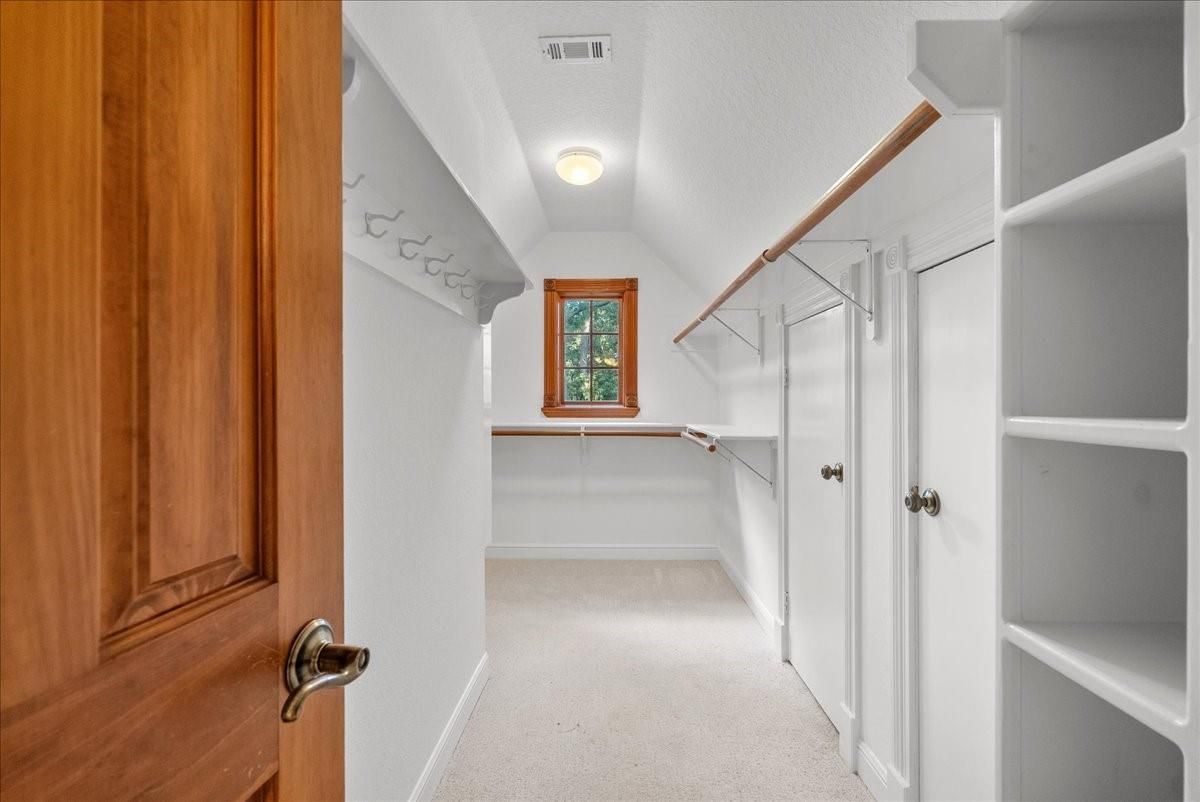 Interior, Walk-in Closets