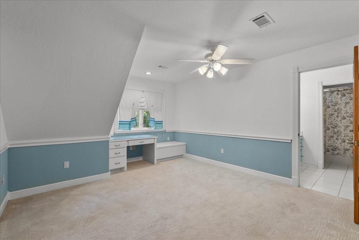 Bathroom, Empty room, Interior, Recessed Lighting