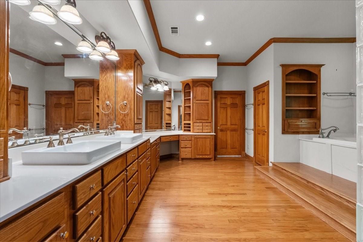 Bathroom, Dual Sink Vanities, Interior, Recessed Lighting, Wood Texture Flooring