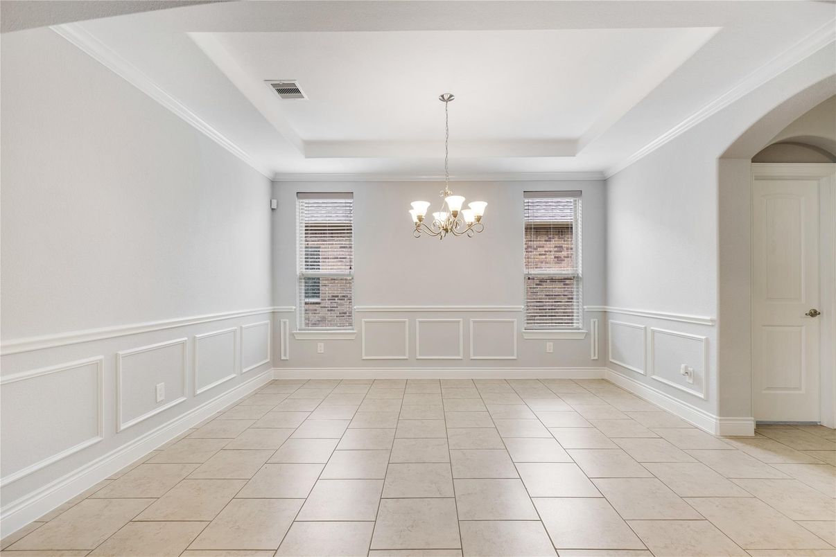 Chandelier, Empty room, Interior