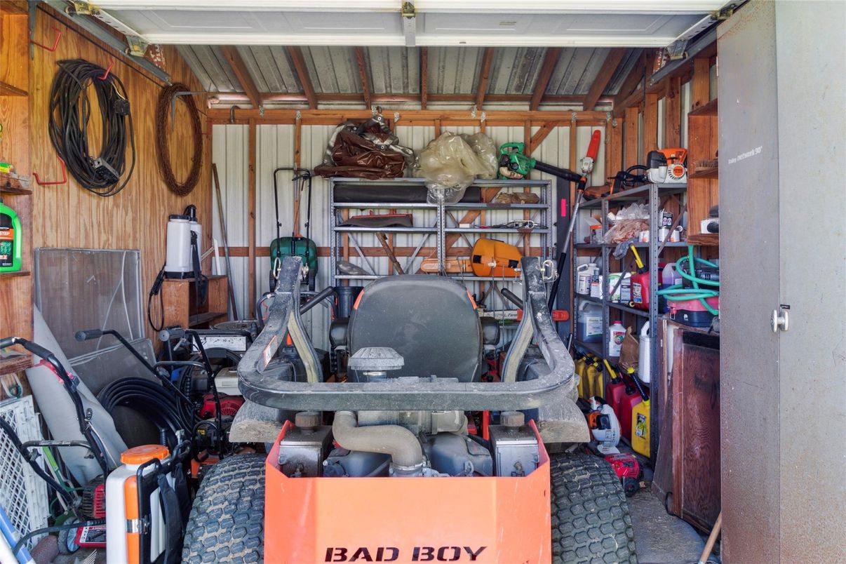 Garage, Interior, Wooden Walls