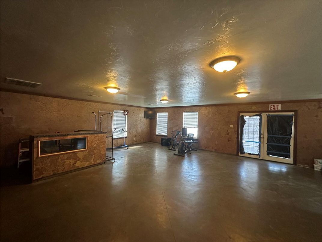 Fitness Equipment, Interior