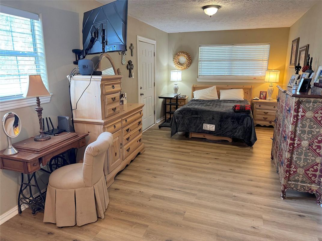 Bedroom, Home Office, Interior, Wood Texture Flooring