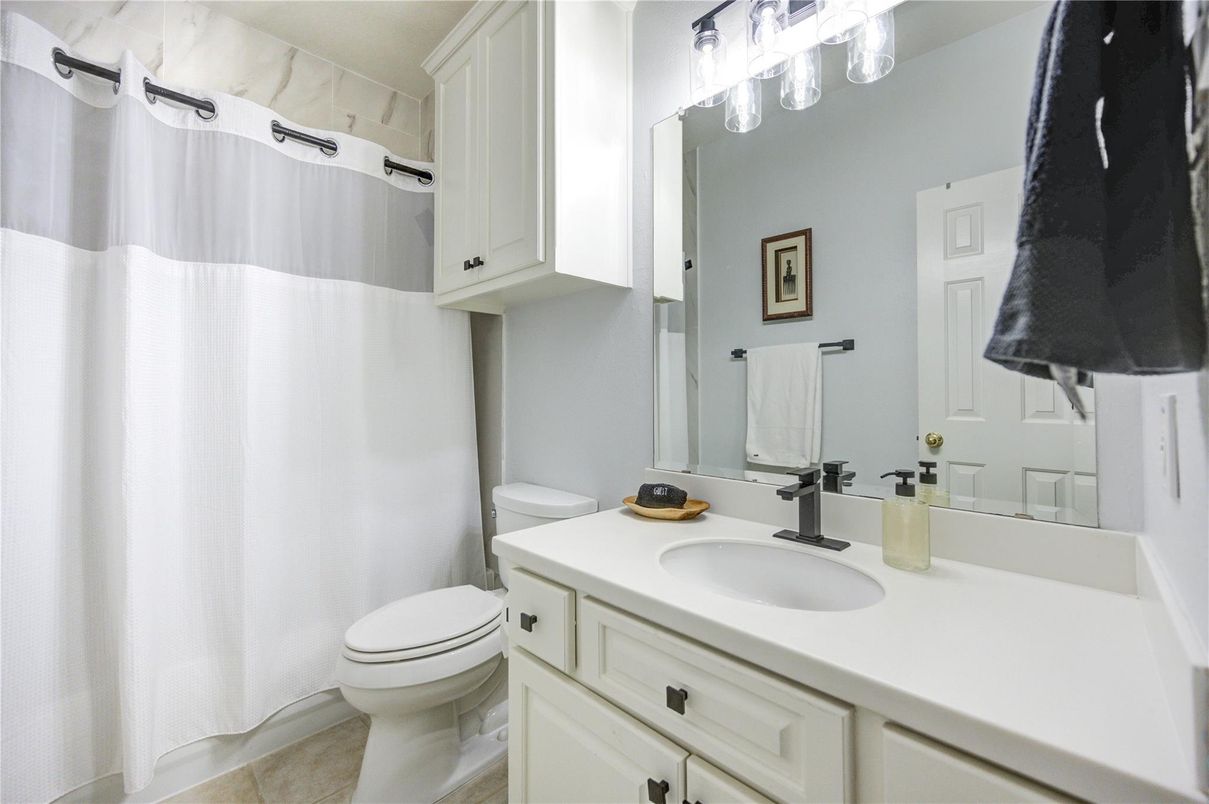 Bathroom, Interior