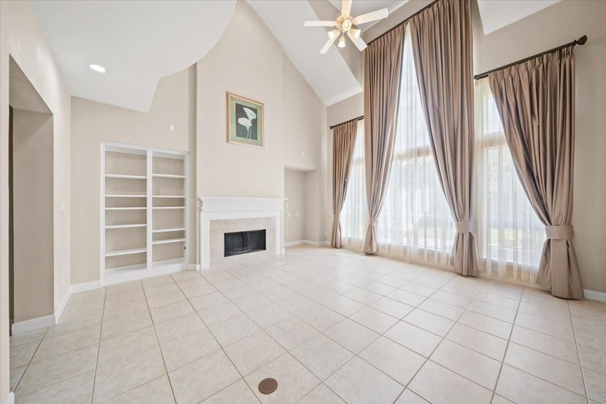 Empty room, Fireplace, Interior, Recessed Lighting