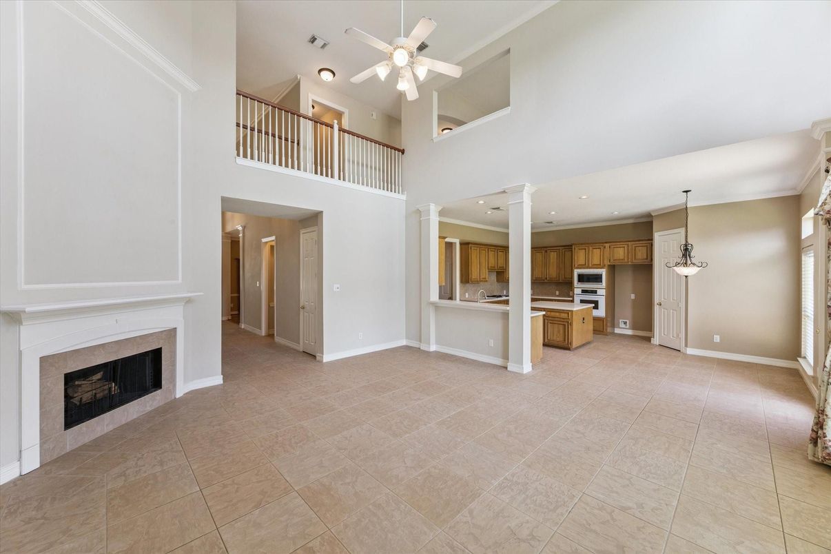 Fireplace, Interior, Kitchen, Pendant Lights, Recessed Lighting