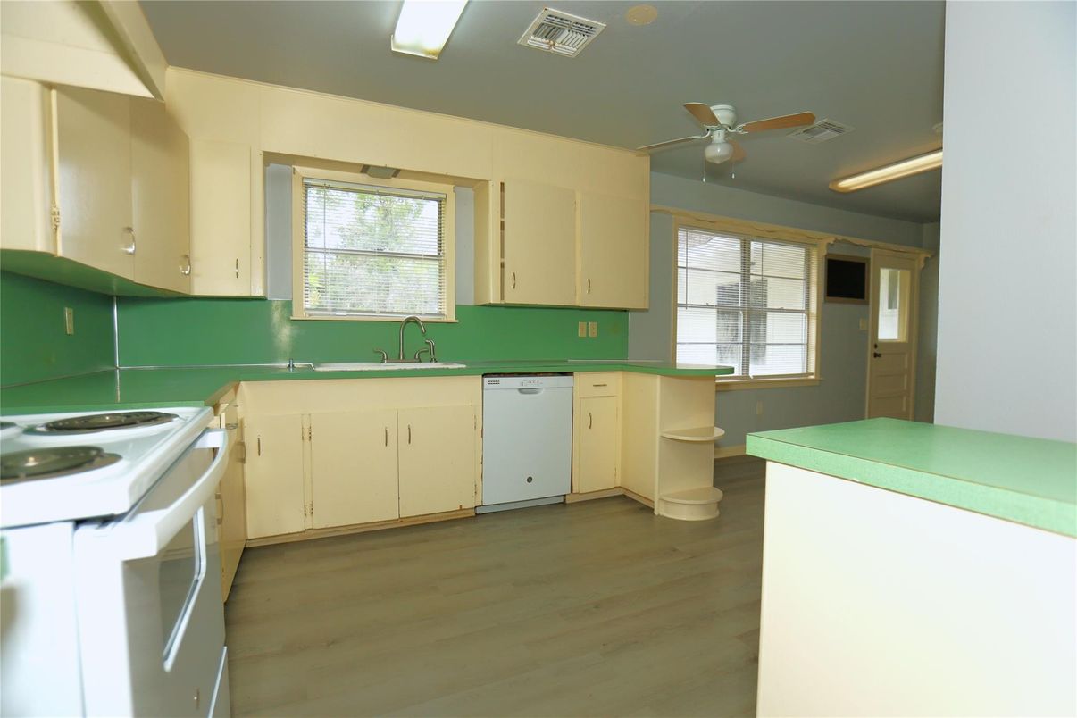 Interior, Kitchen, Wood Texture Flooring