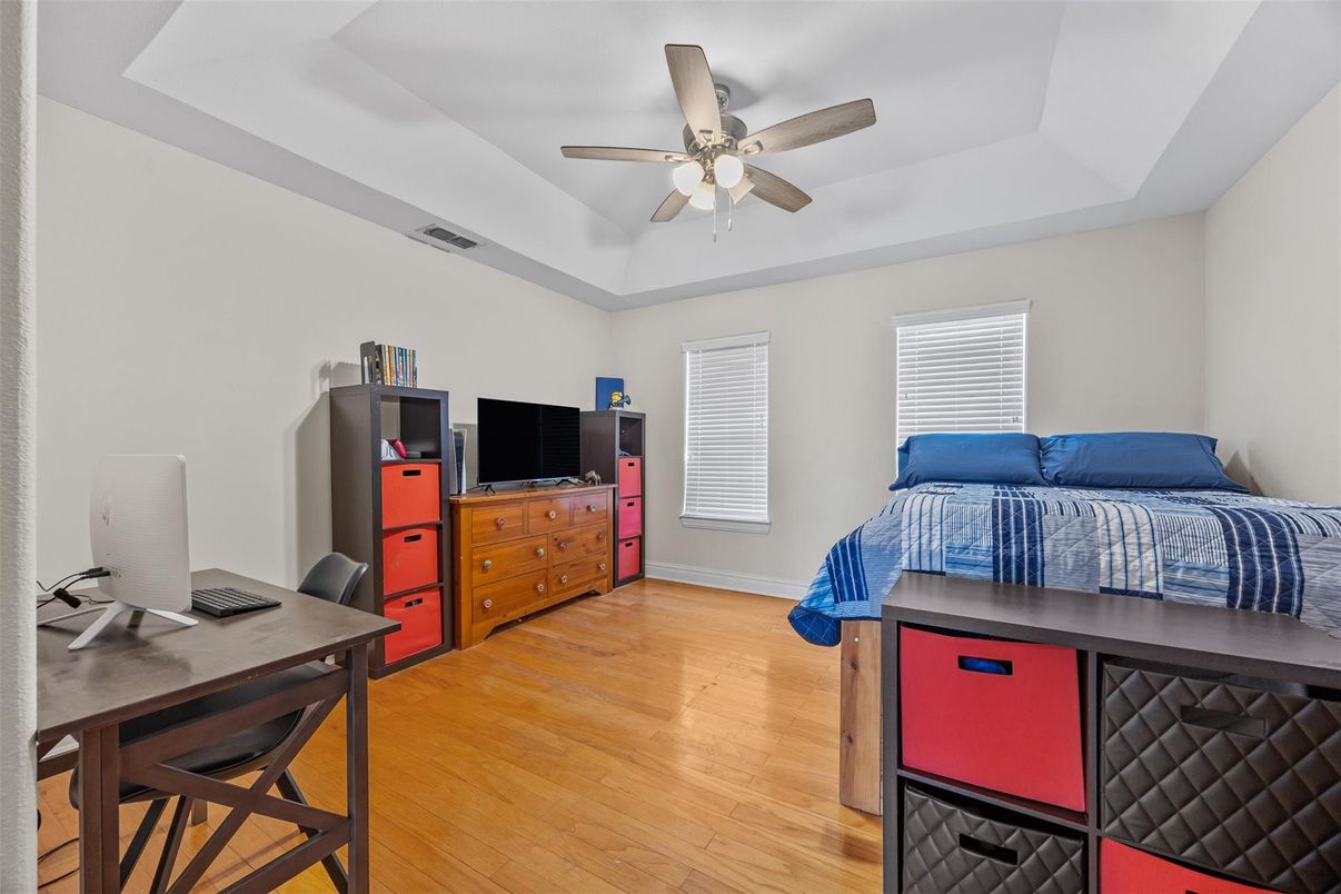 Bedroom, Home Office, Interior, Wood Texture Flooring