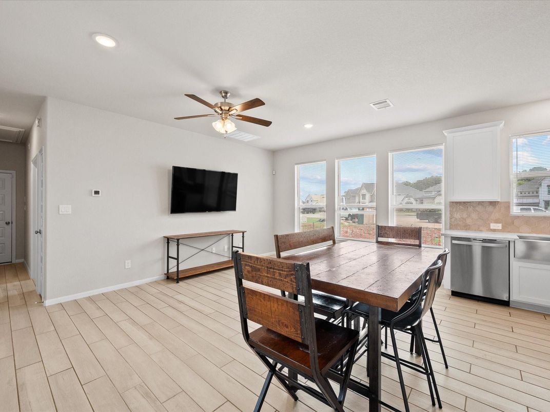 Dining room, Interior, Kitchen, Recessed Lighting, Wood Texture Flooring