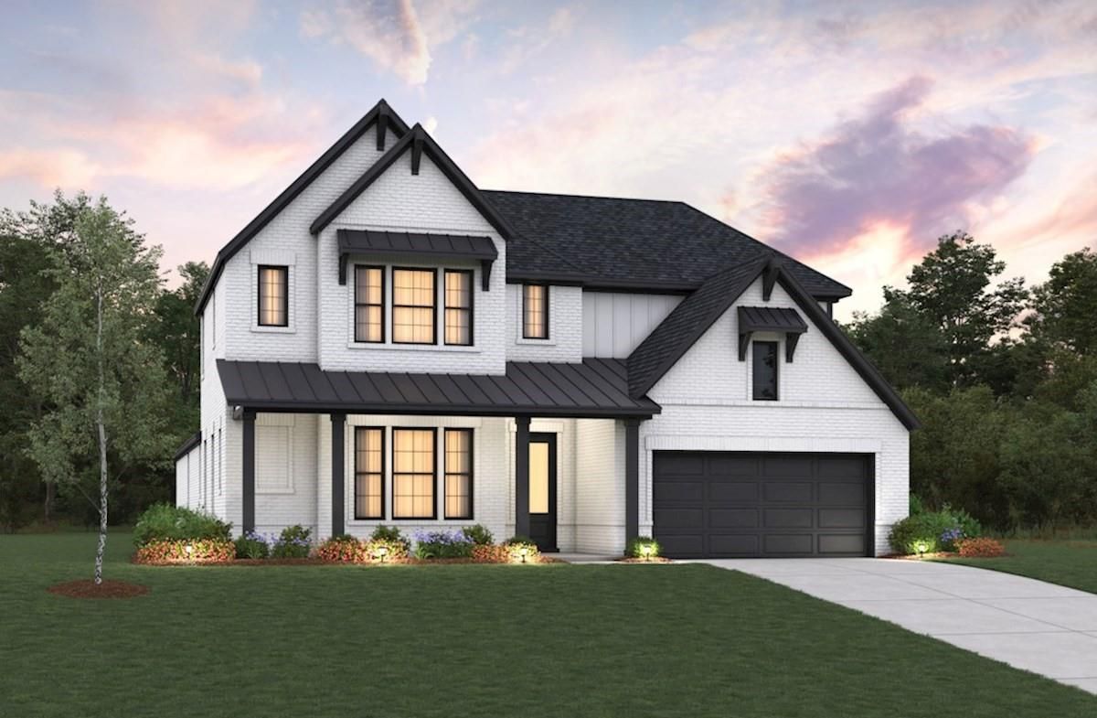 Attached, Exterior, Facade, Farmhouse