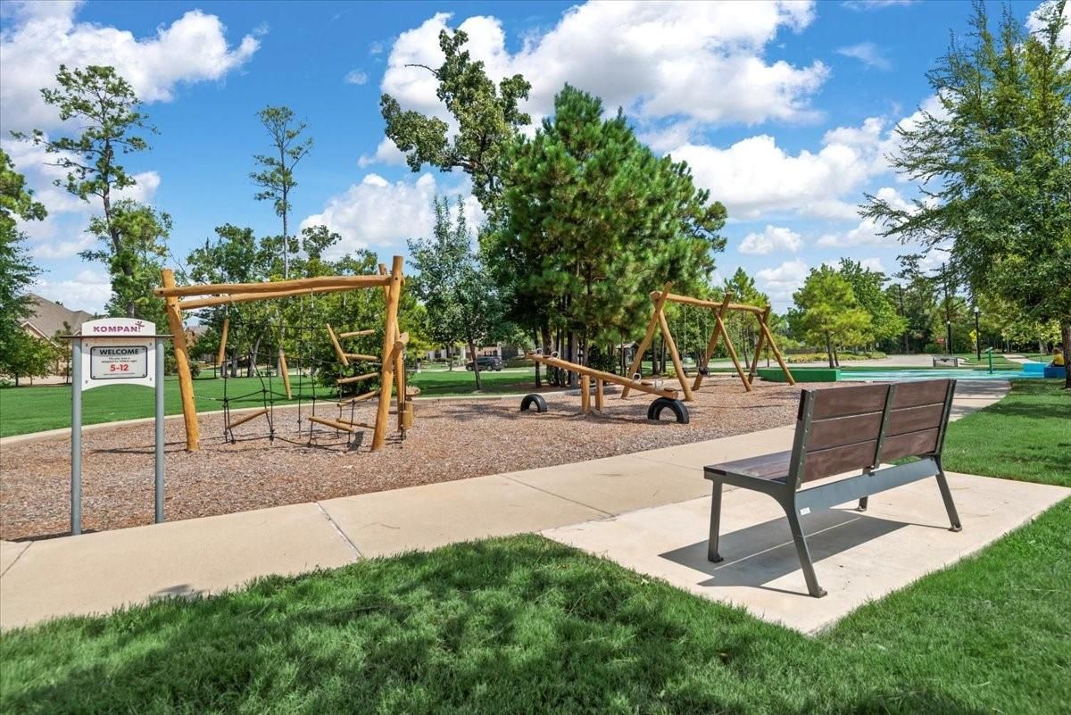 Backyard, Exterior, Playground
