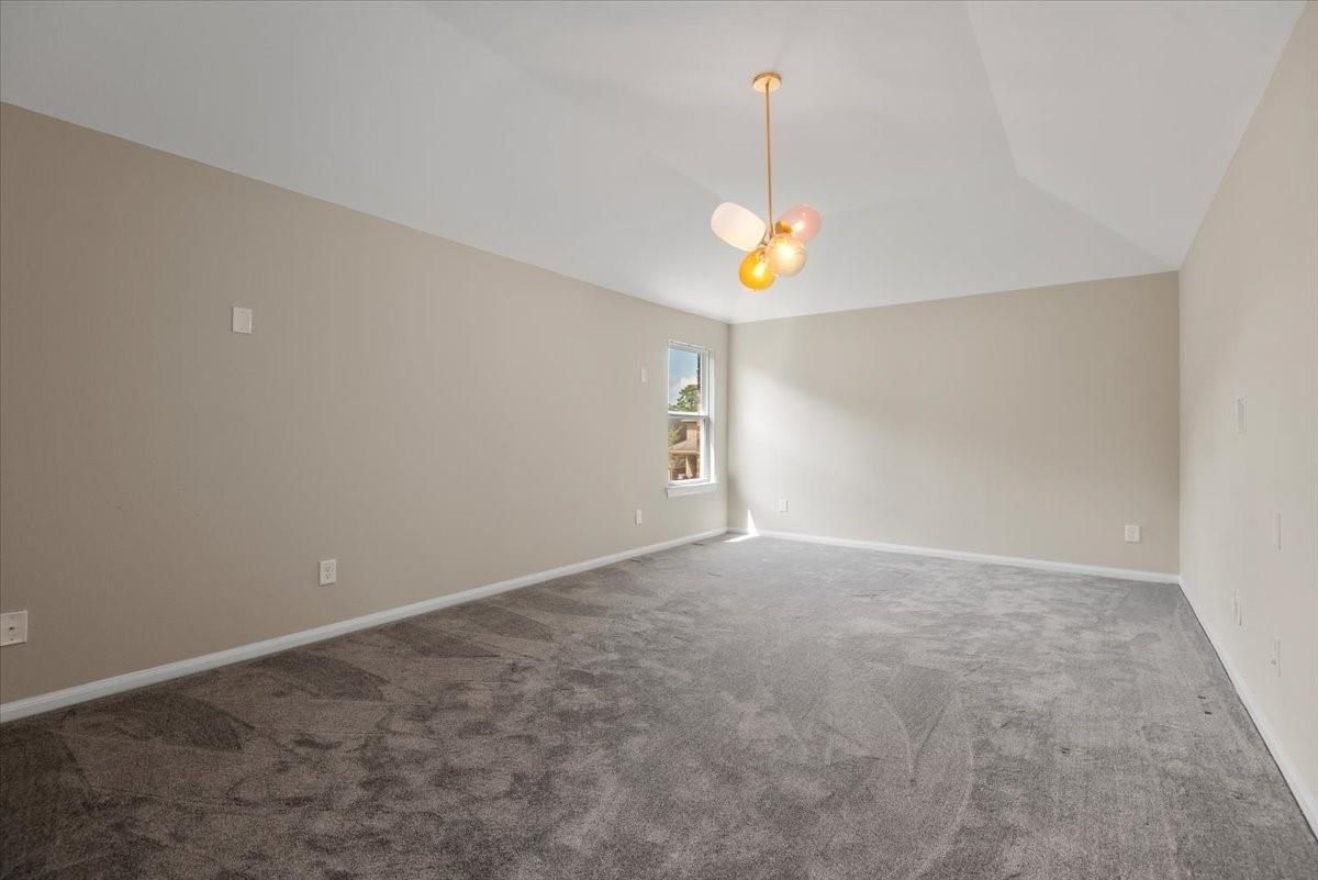 Empty room, Interior, Pendant Lights