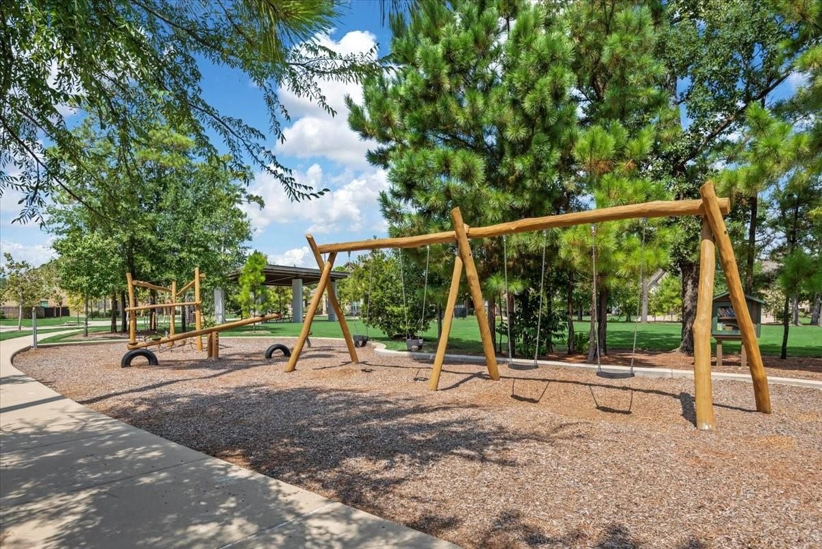 Backyard, Exterior, Playground