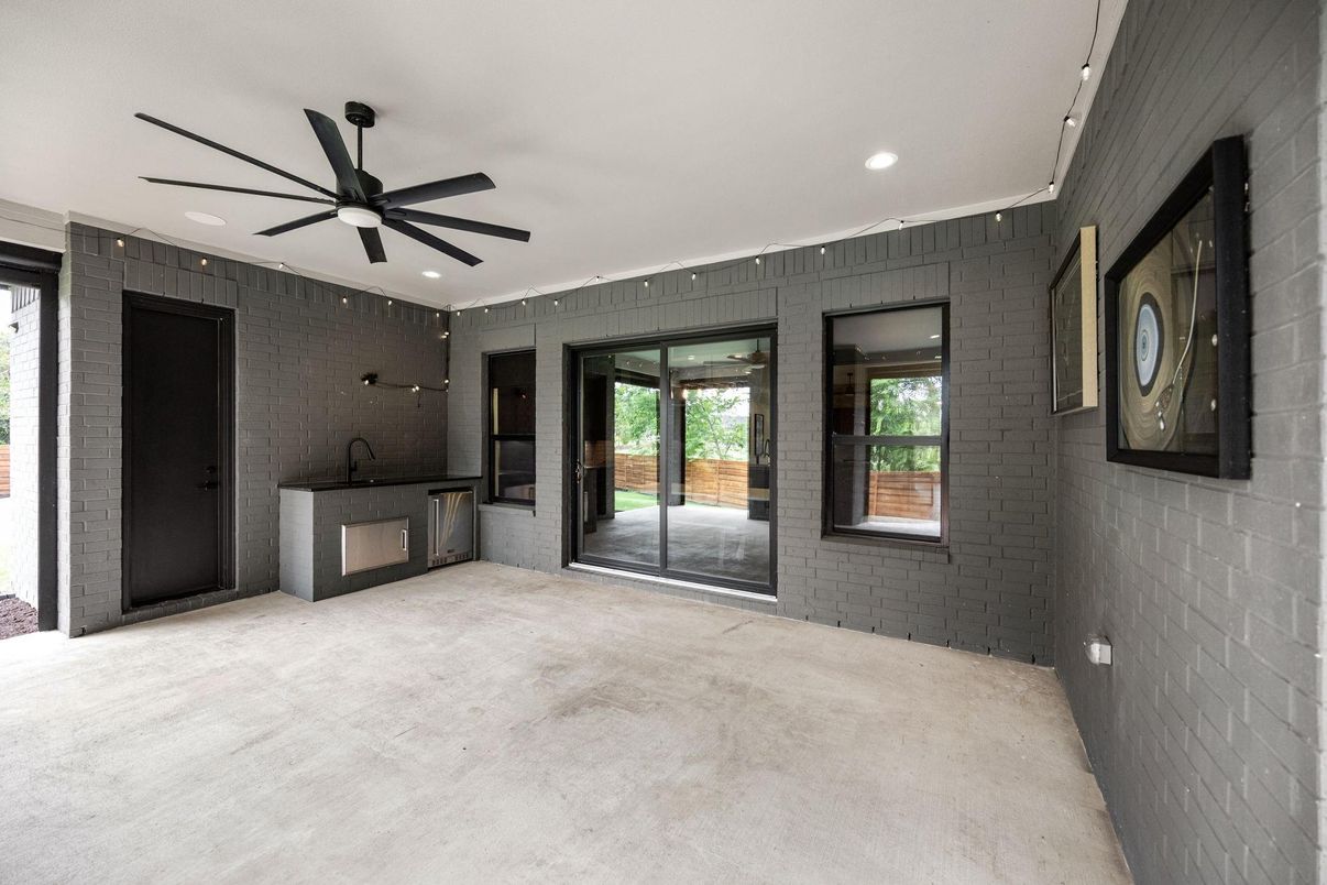 Empty room, Interior, Recessed Lighting, Stone Walls
