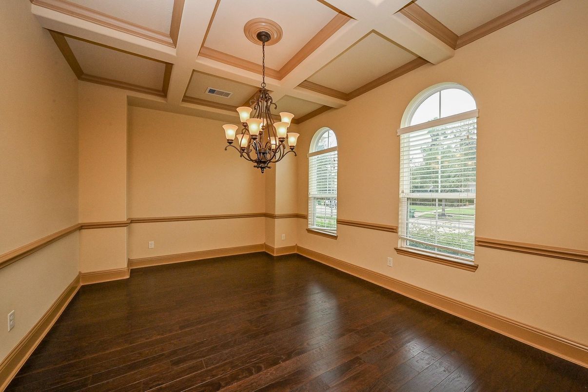 Chandelier, Empty room, Interior, Wood Texture Flooring