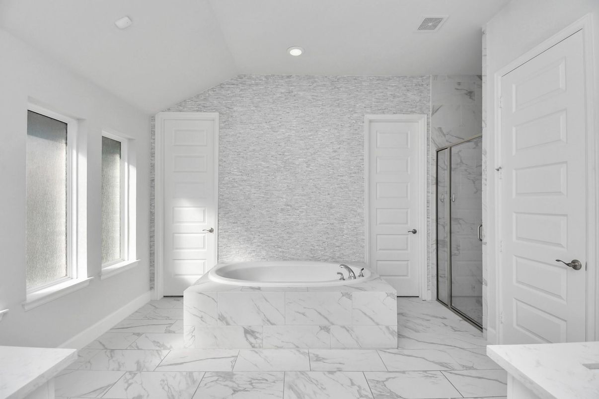 Bathroom, Interior, Marble, Marble Walls, Recessed Lighting