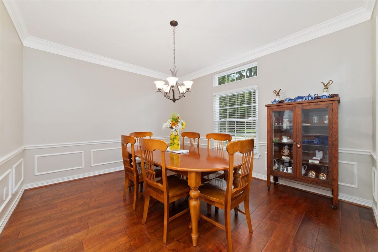 Chandelier, Dining room, Interior, Wood Texture Flooring
