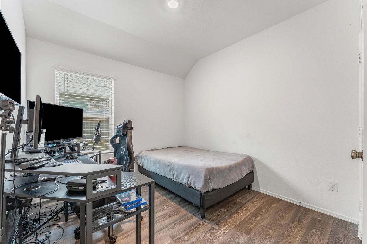 Bedroom, Home Office, Interior, Recessed Lighting, Wood Texture Flooring