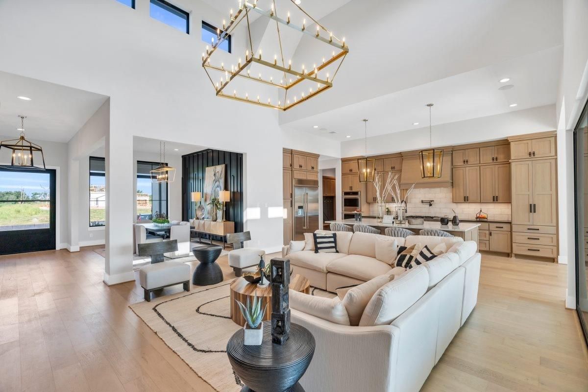 Dining room, Interior, Kitchen, Living room, Pendant Lights, Recessed Lighting, Wood Texture Flooring