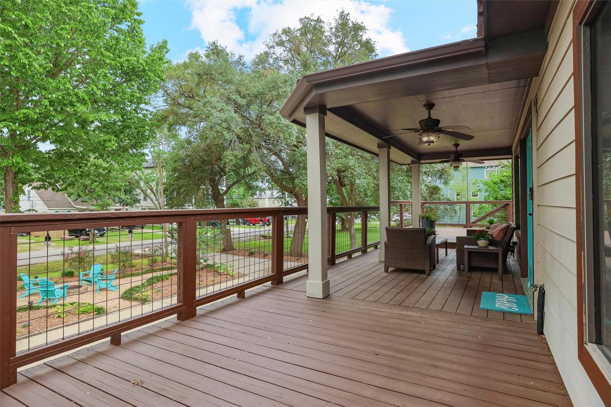 Exterior, Interior, Sun Room