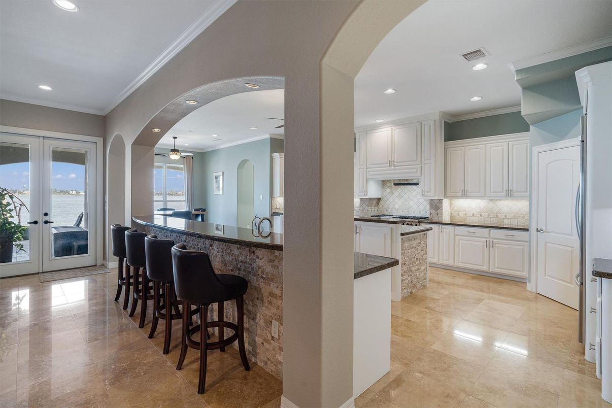 Interior, Kitchen, Pendant Lights, Recessed Lighting, Water