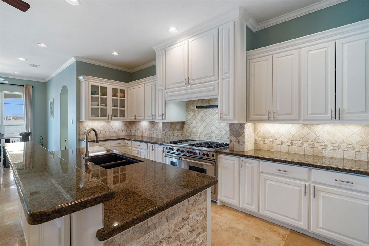 Interior, Kitchen, Recessed Lighting, Stainless Steel Appliances, Water
