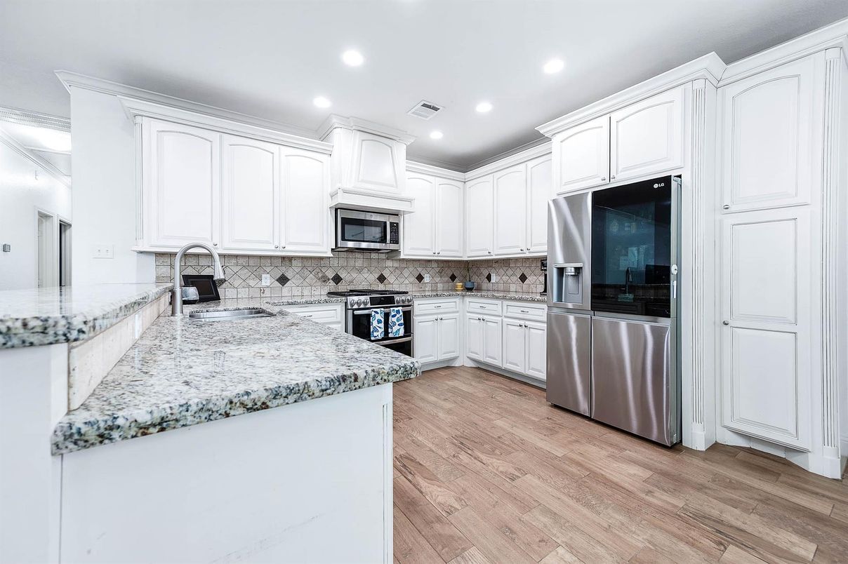 Interior, Kitchen, Recessed Lighting, Stainless Steel Appliances, Wood Texture Flooring