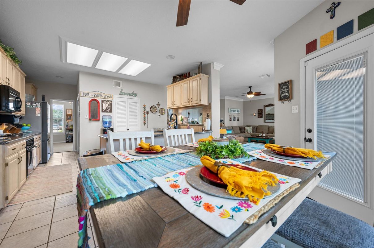 Dining room, Interior, Kitchen