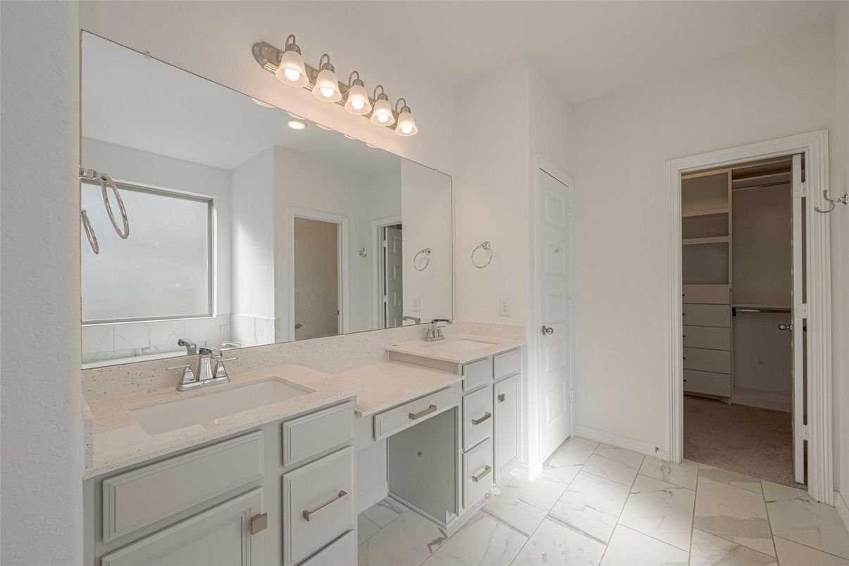 Bathroom, Dual Sink Vanities, Interior, Marble, Walk-in Closets