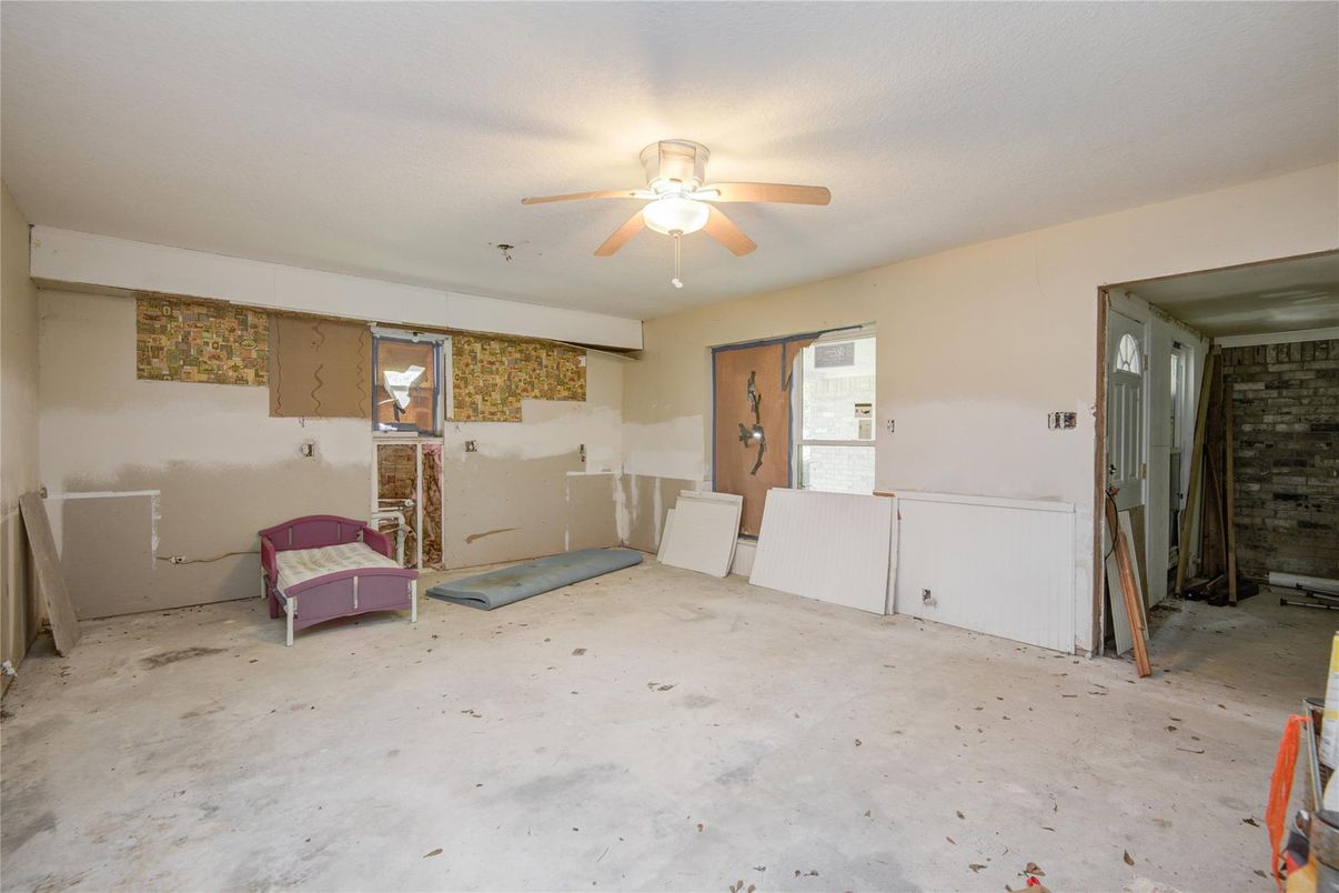 Empty room, Interior, Stone Walls
