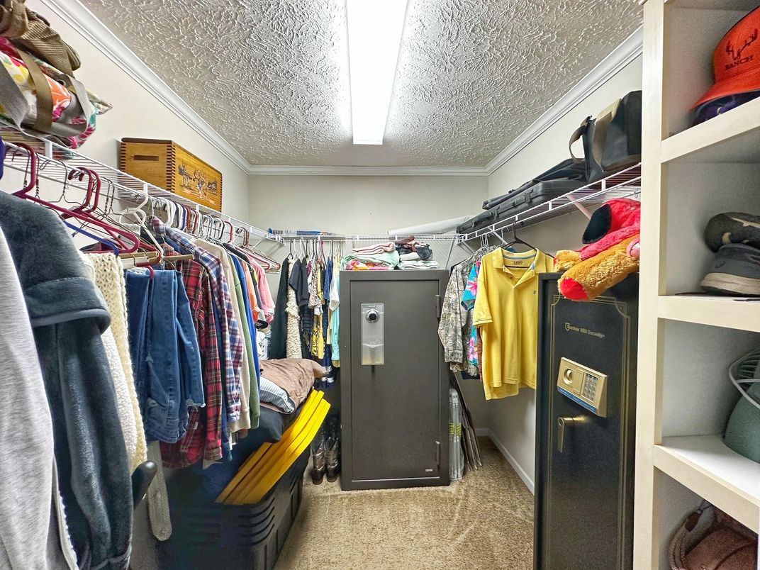 Interior, Walk-in Closets