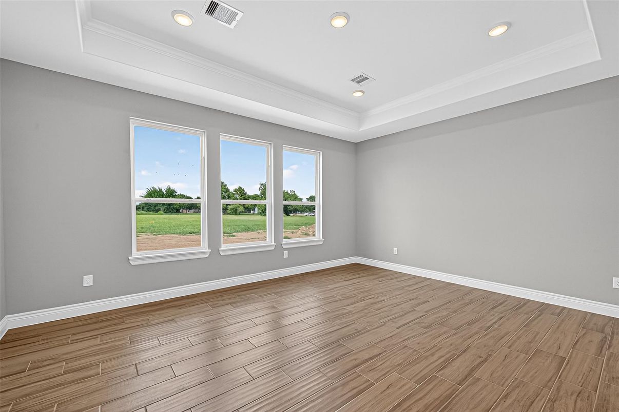 Empty room, Interior, Recessed Lighting, Wood Texture Flooring