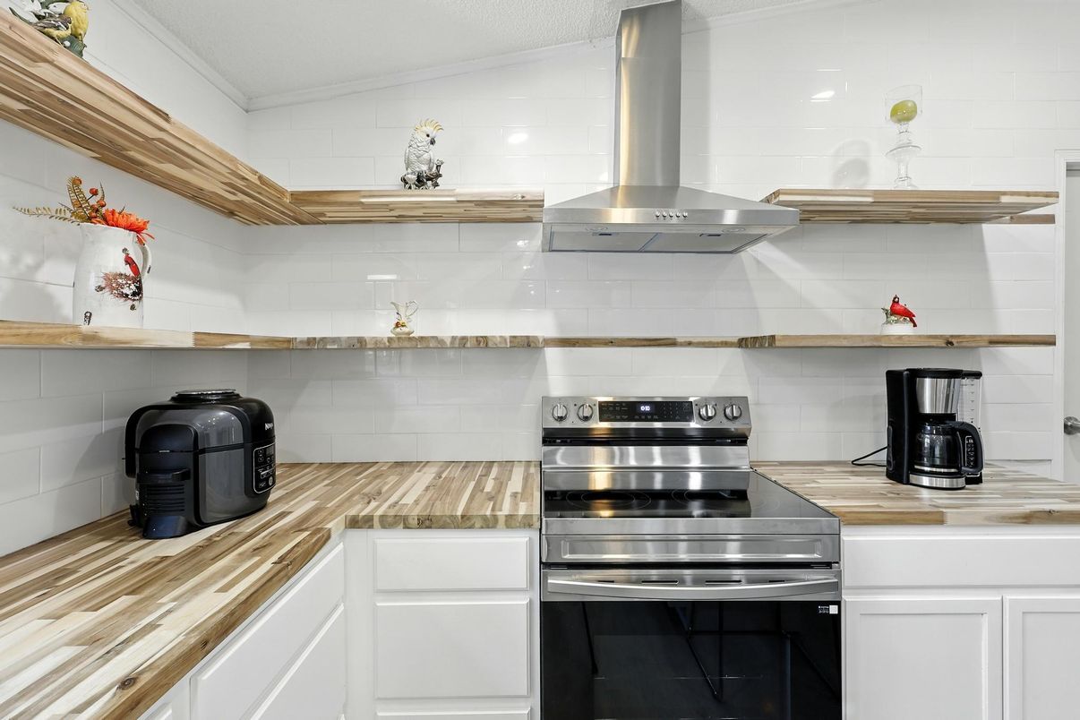 Interior, Kitchen, Stainless Steel Appliances