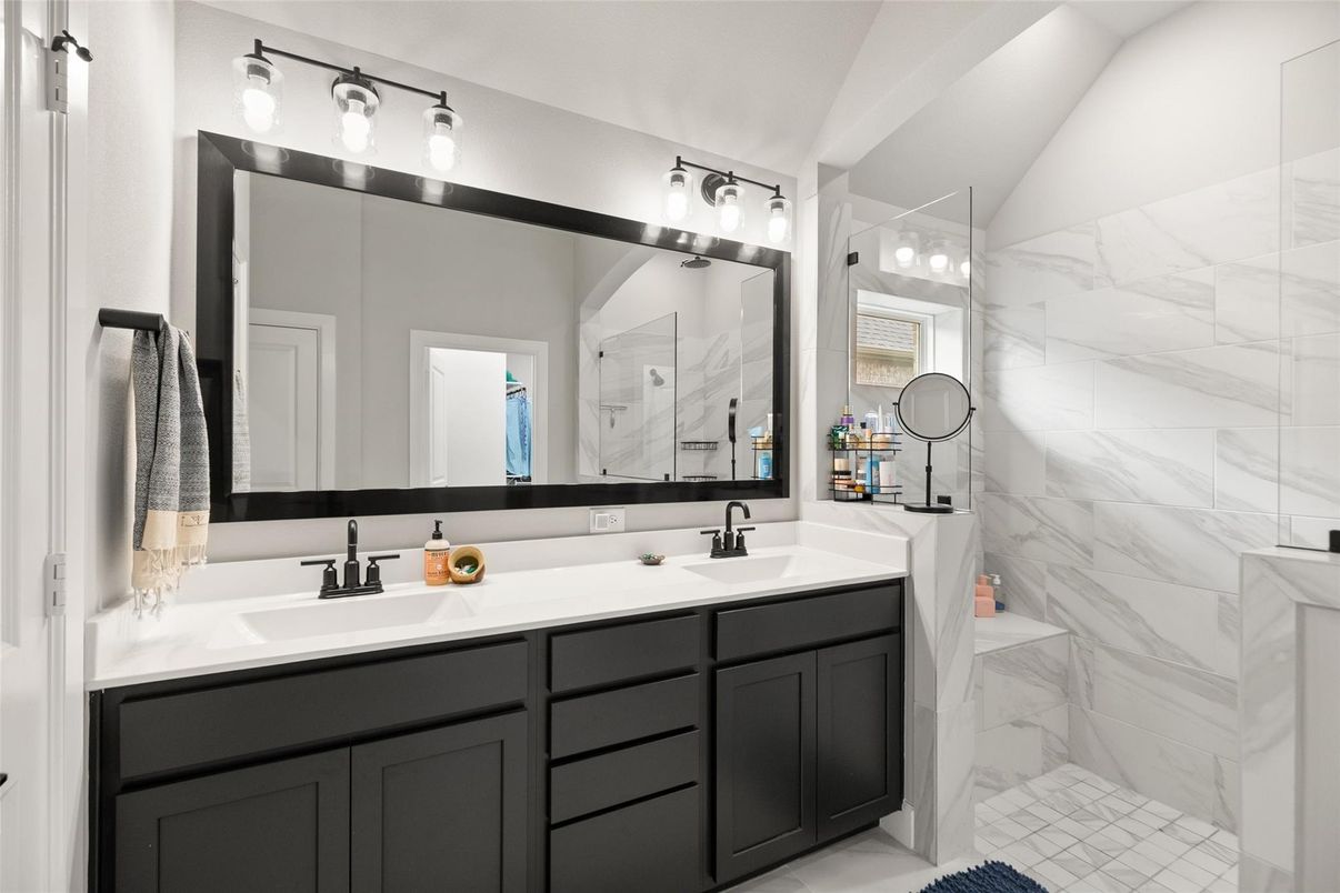 Bathroom, Dual Sink Vanities, Interior, Marble Walls