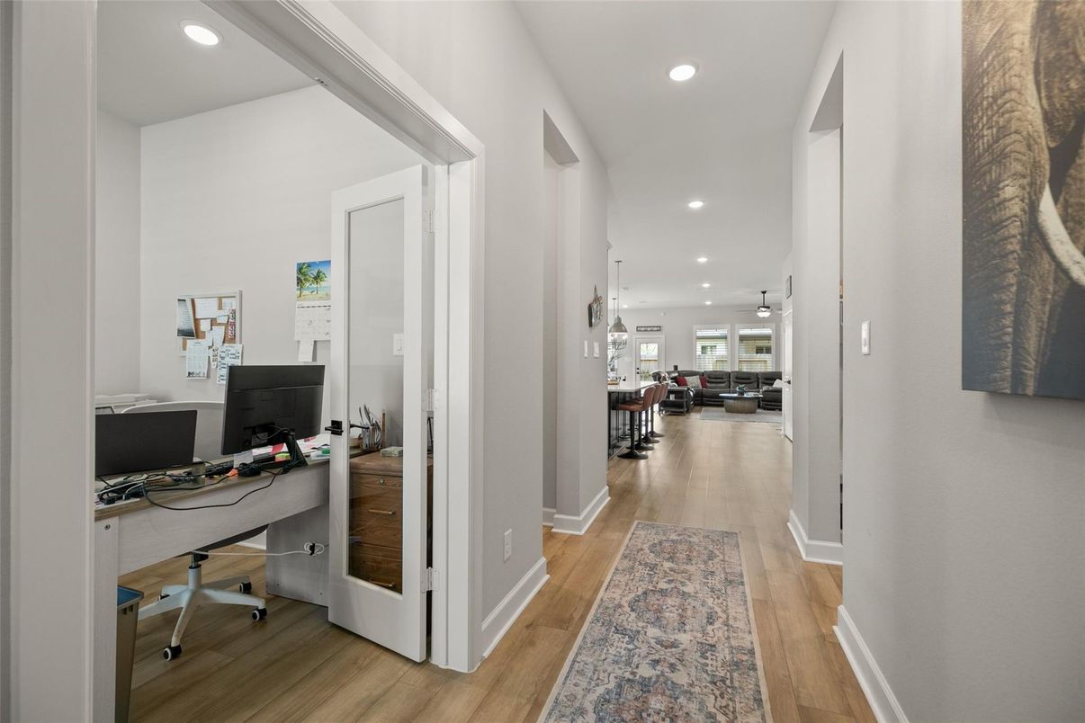 Home Office, Interior, Pendant Lights, Recessed Lighting, Wood Texture Flooring
