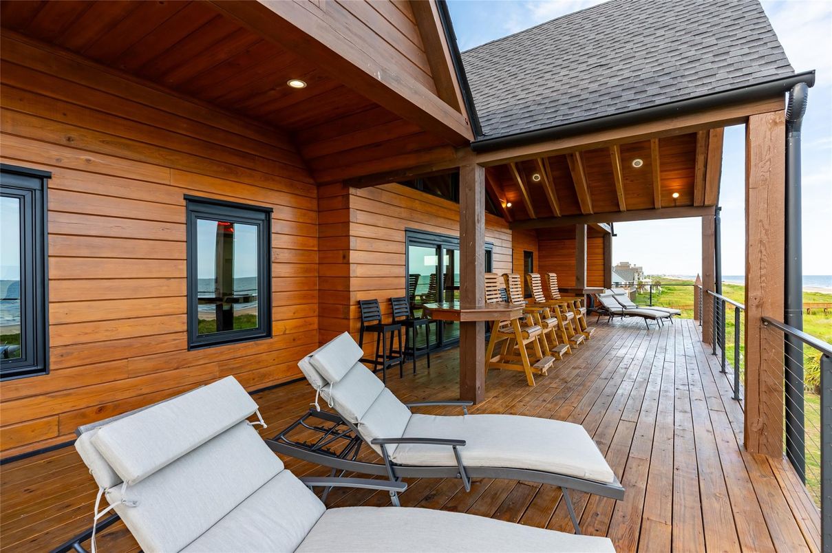 Exterior, Wood Texture Flooring