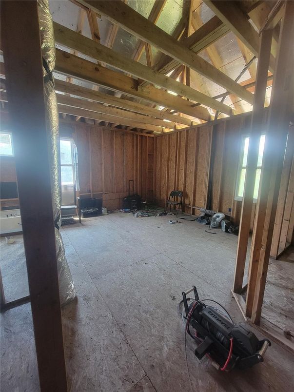 Fitness Equipment, Interior, Wooden Beams