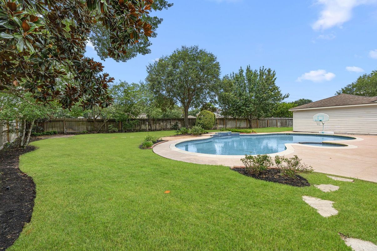 Backyard, Exterior, Pool