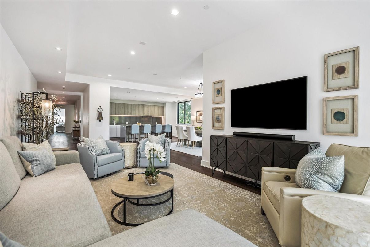 Dining room, Interior, Living room, Pendant Lights, Recessed Lighting, Wood Texture Flooring